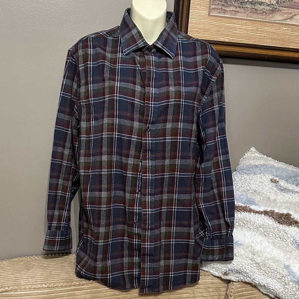 🚨Jos A. Bank Multicolor Plaid Button Down Shirt medium